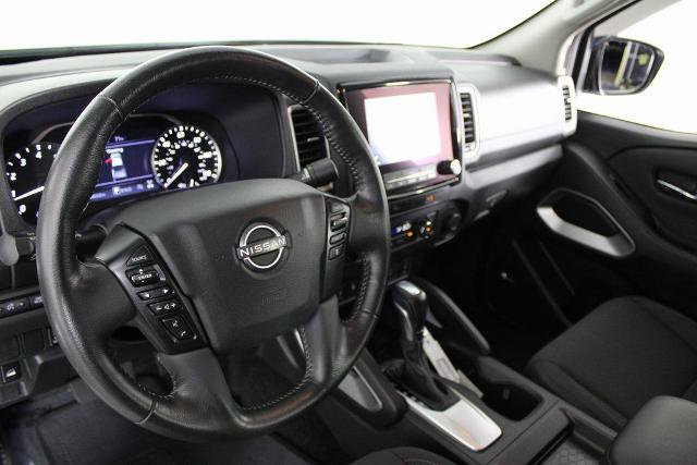 Certified 2023 Nissan Frontier SV w/ SV Convenience Package image 16
