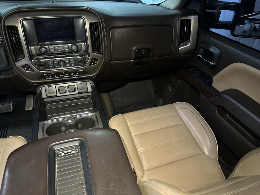Used 2018 GMC Sierra 2500 Denali w/ Duramax Plus Package image 10