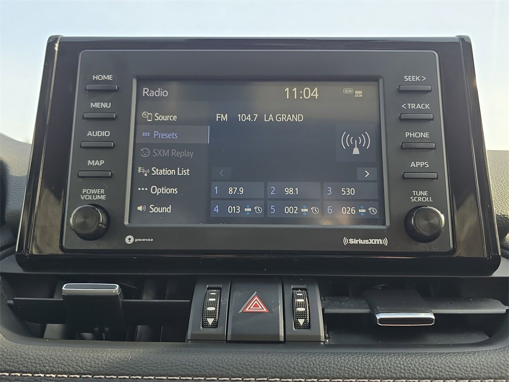 Used 2022 Toyota RAV4 XLE Premium image 13