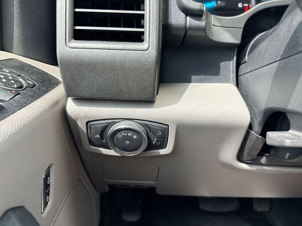 Used 2019 Ford F350 XL w/ STX Appearance Package AWD/4WD image 18