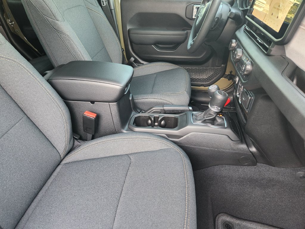 New 2026 Jeep Gladiator Sport AWD/4WD image 11