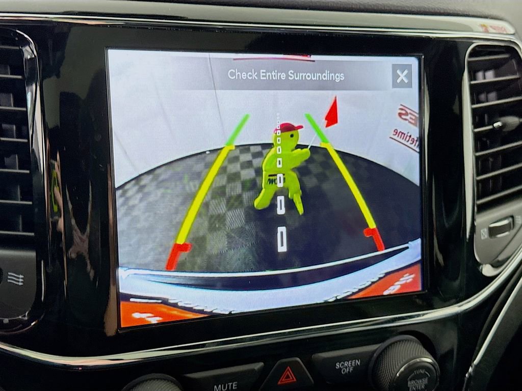 Used 2020 Jeep Grand Cherokee Limited image 6