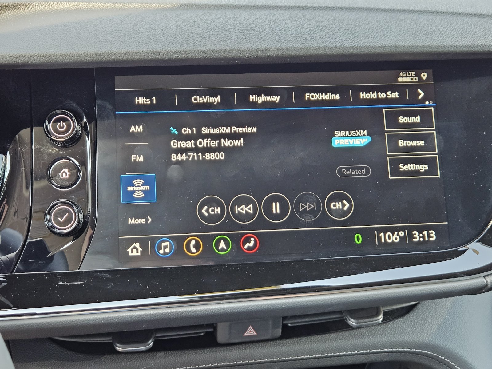 Used 2023 Buick Envision Avenir FWD image 21