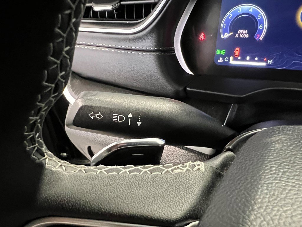 Certified 2024 Jeep Grand Cherokee L Altitude image 38