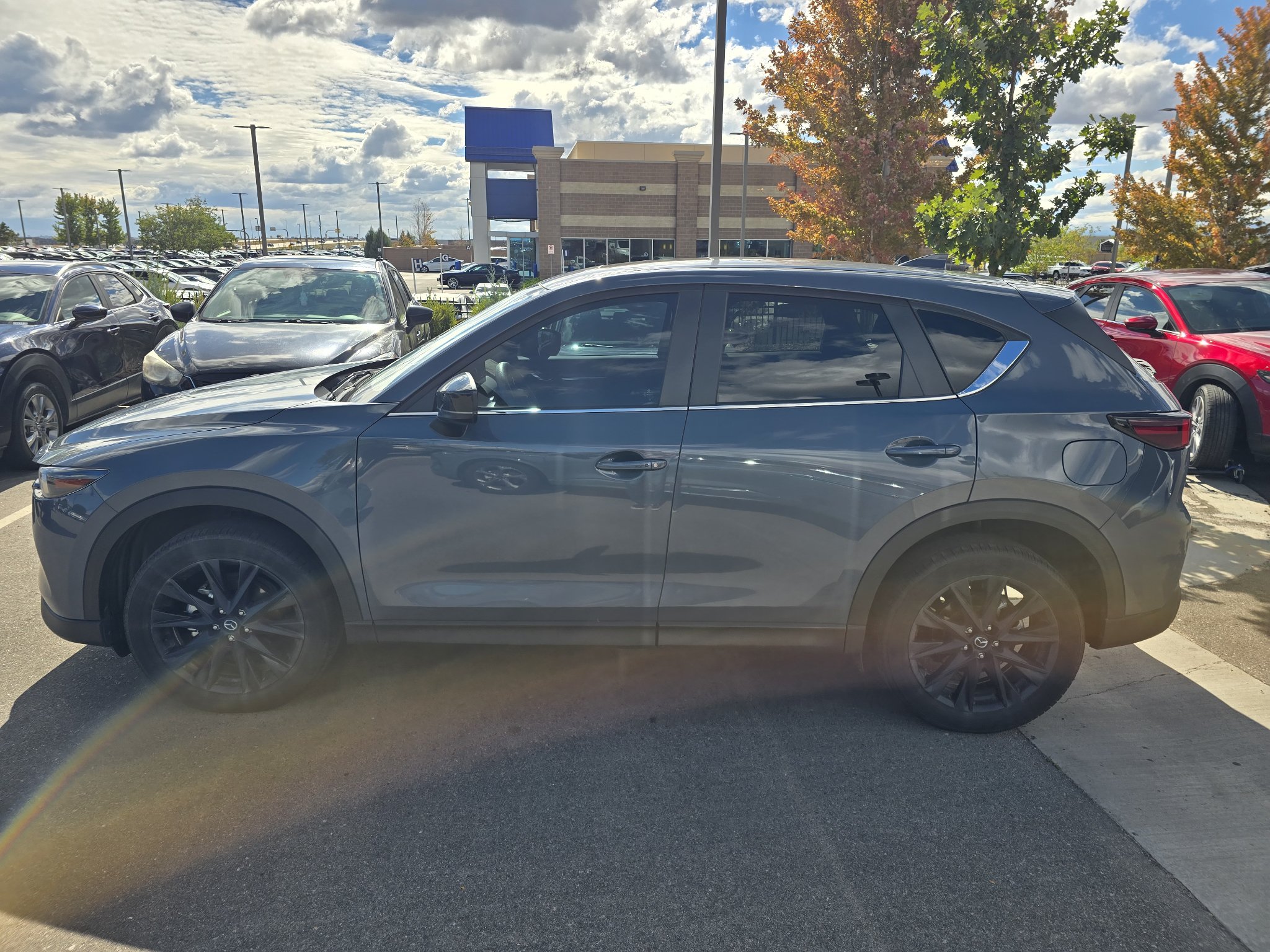Used 2025 MAZDA CX-5 Carbon Edition AWD/4WD image 2