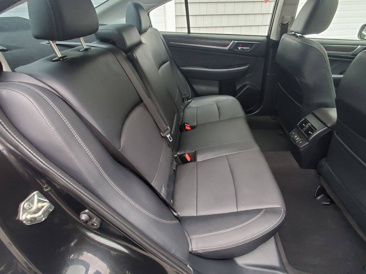 Used 2019 Subaru Legacy 3.6R Limited AWD/4WD image 12