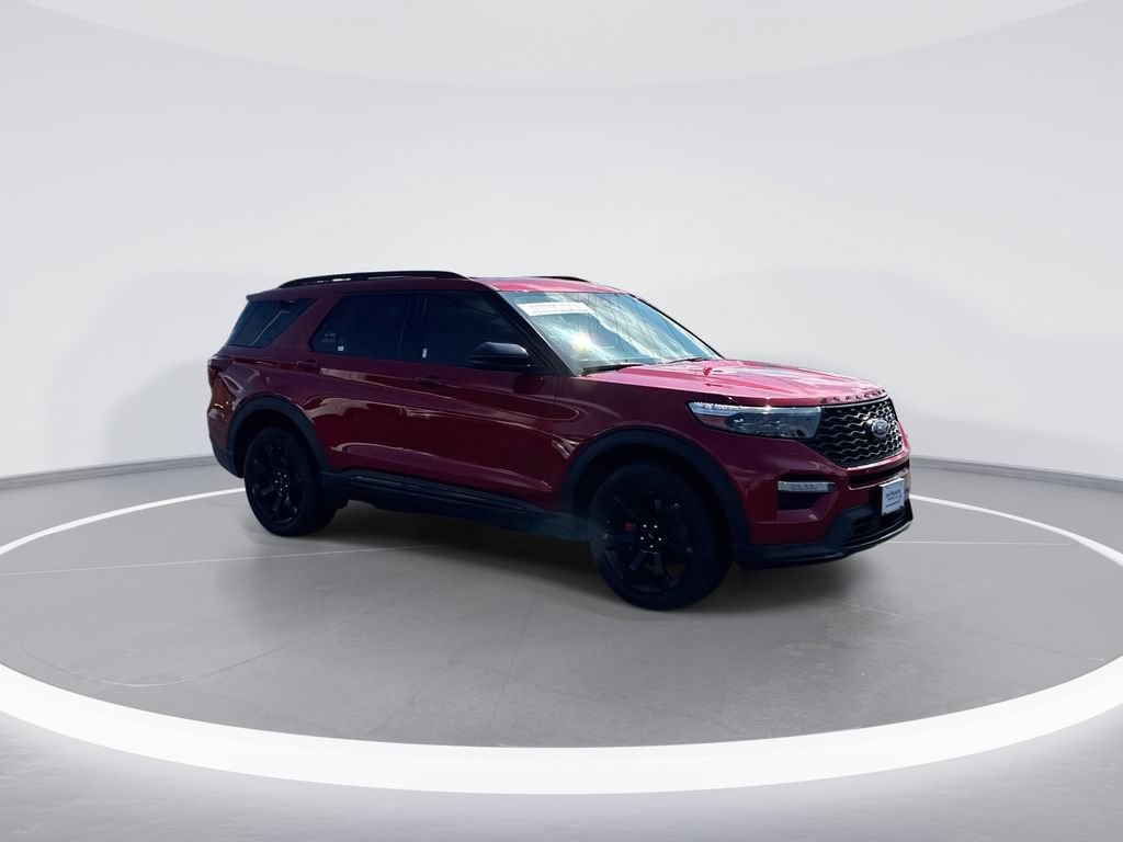 Used 2023 Ford Explorer ST w/ Equipment Group 401A AWD/4WD image 2