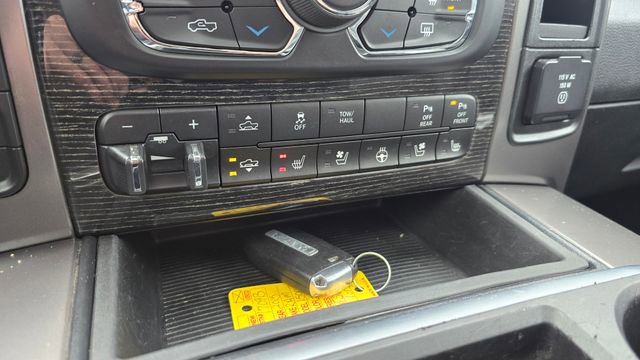 Used 2015 RAM 1500 Limited image 24