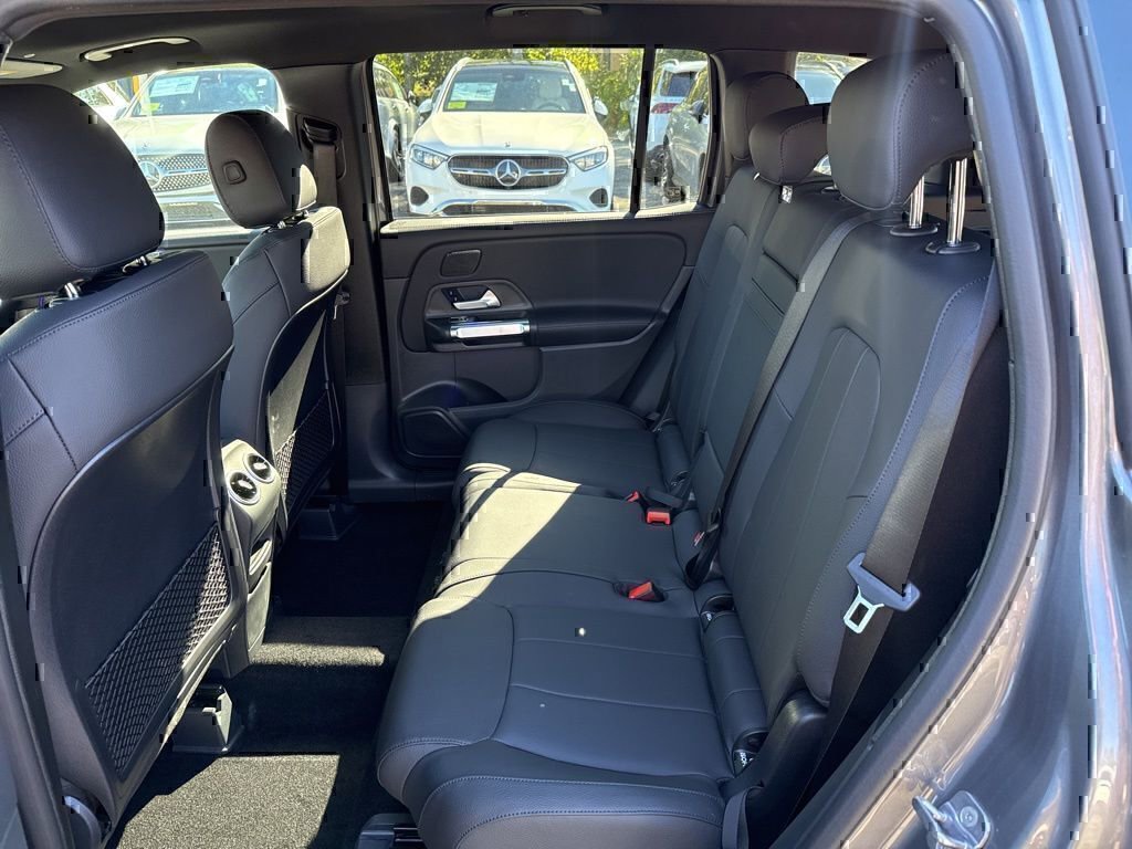 Certified 2026 Mercedes-Benz GLB 250 4MATIC image 17