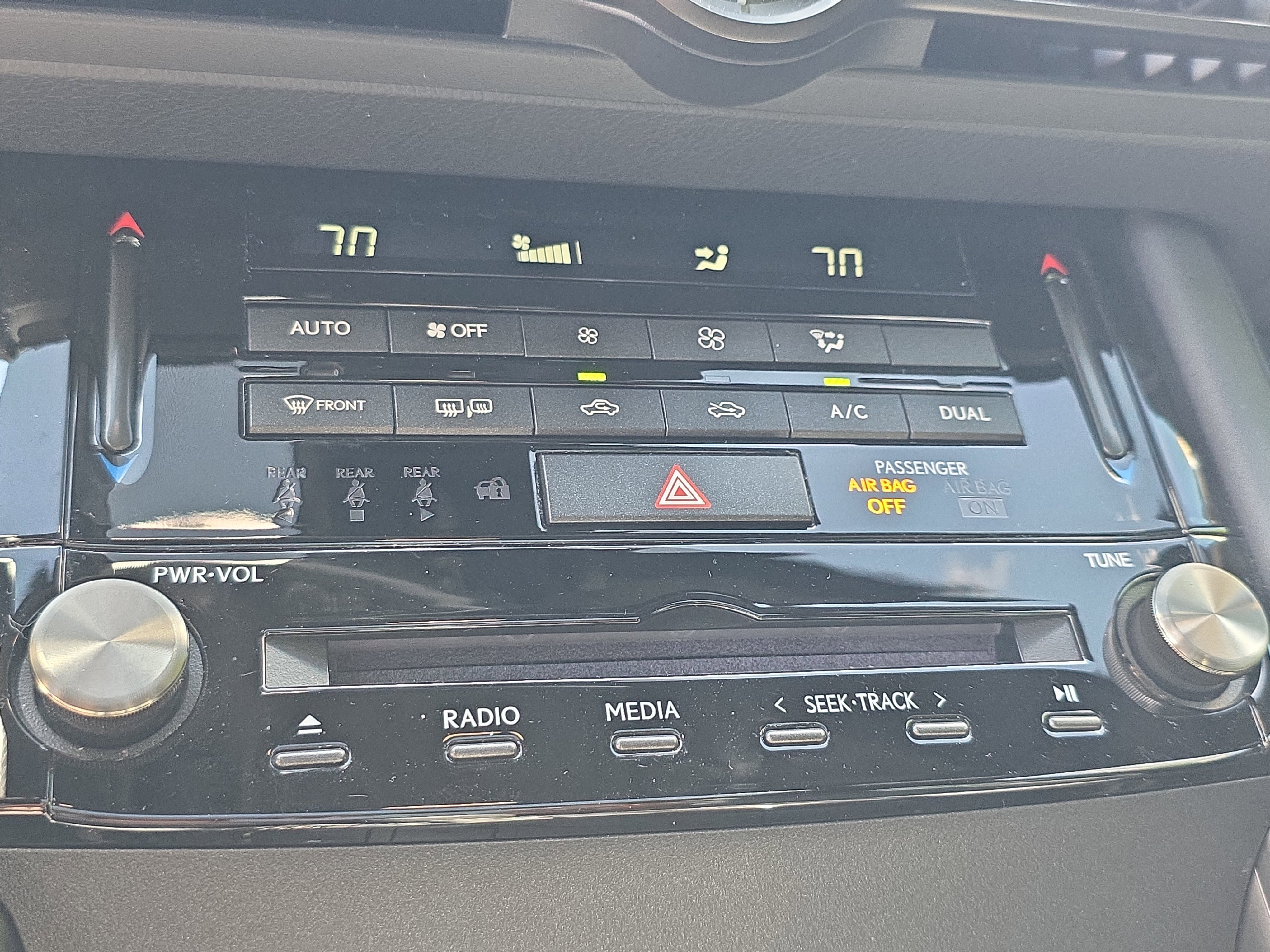 Used 2023 Lexus IS 350 F Sport w/ Navigation Package image 36