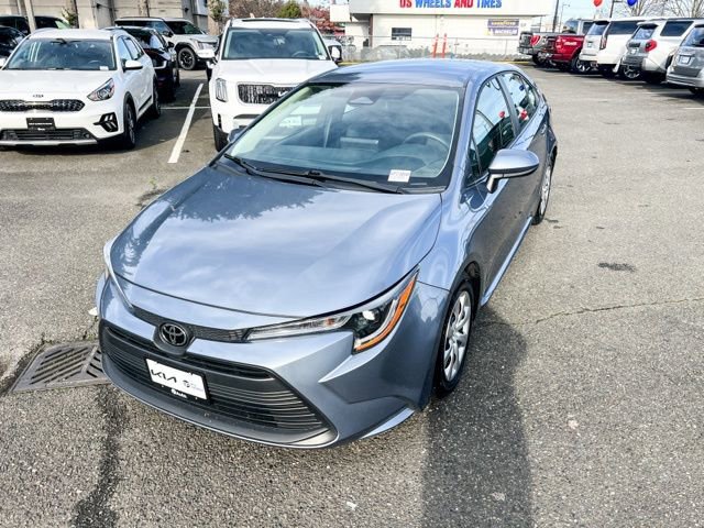 Used 2025 Toyota Corolla LE image 4