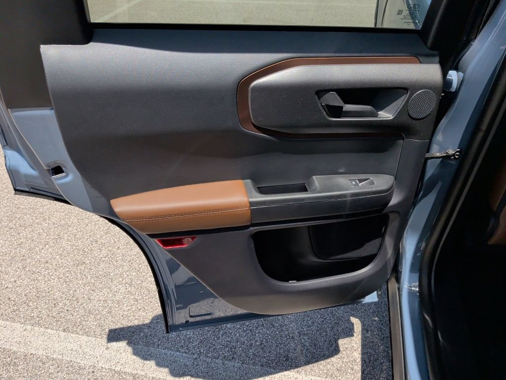 New 2026 Ford Bronco Sport Outer Banks w/ Outer Banks Tech Package+ AWD/4WD image 32