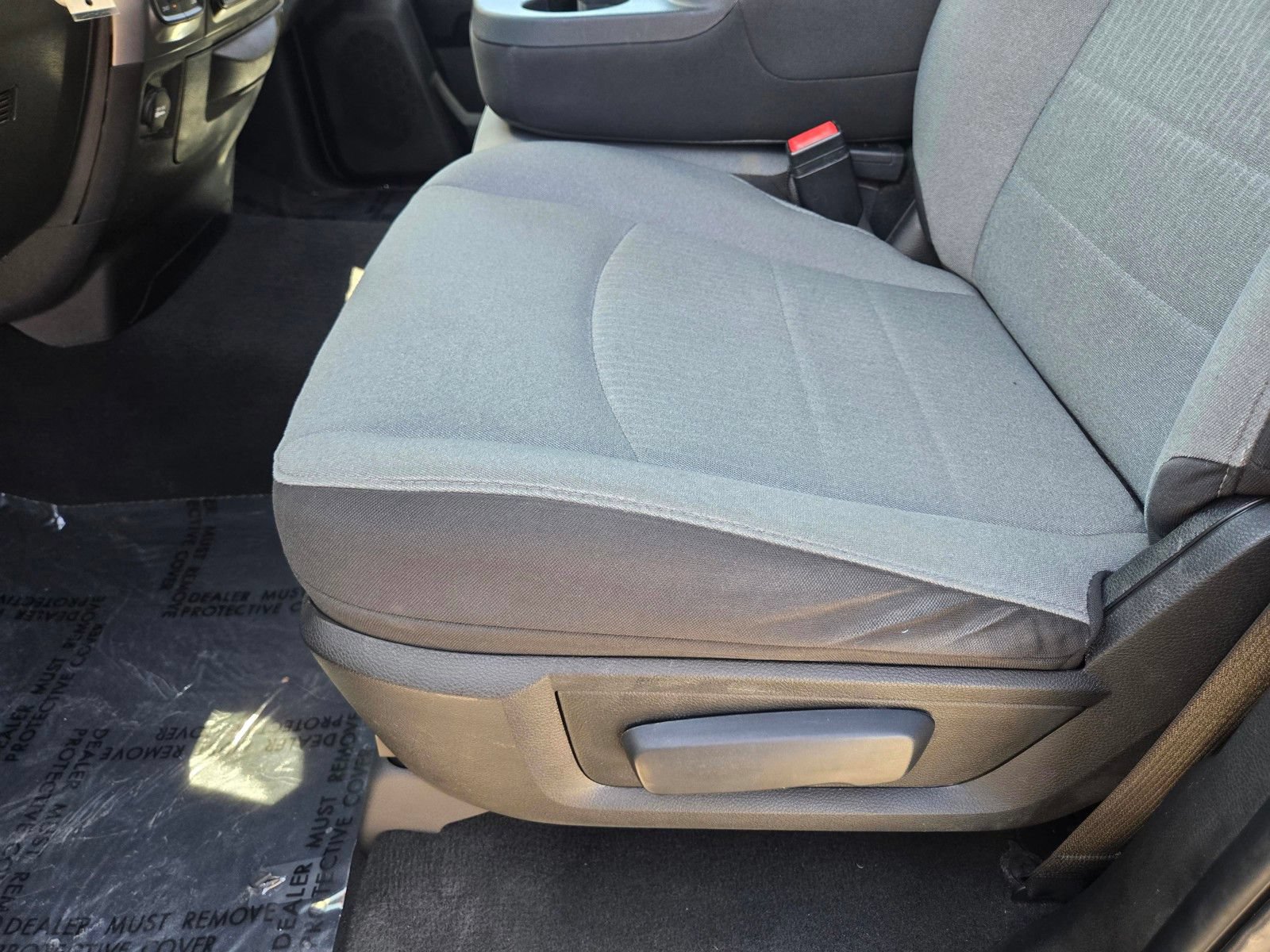 Used 2024 RAM 1500 Classic SLT AWD/4WD image 11