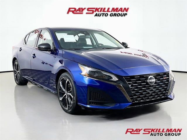 Used 2024 Nissan Altima 2.5 SR FWD image 1