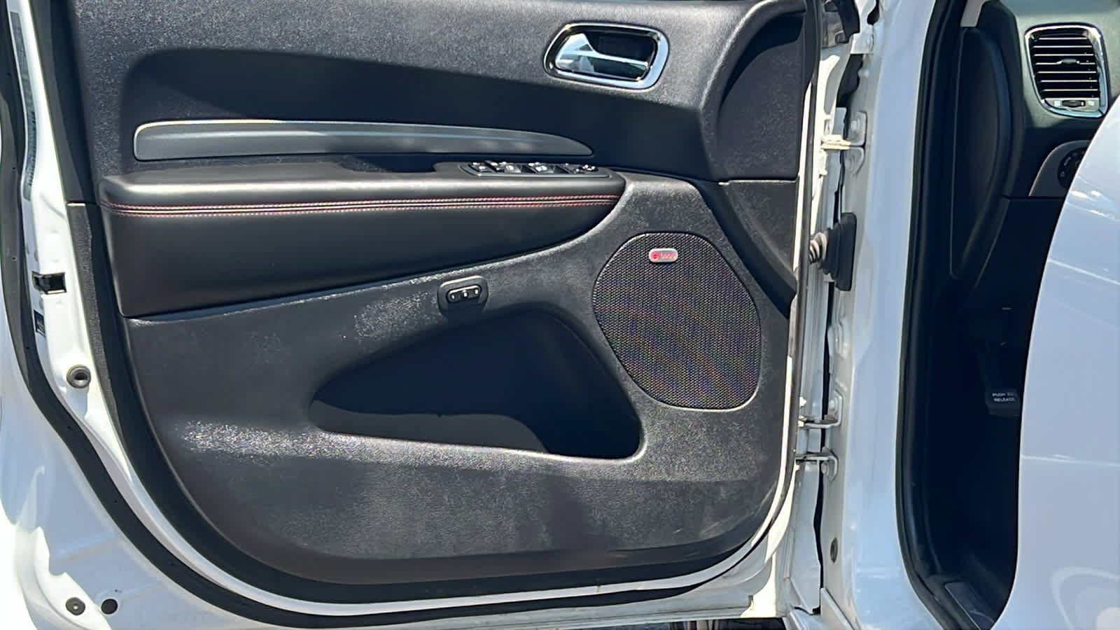 Used 2018 Dodge Durango GT w/ Premium Group AWD/4WD image 23