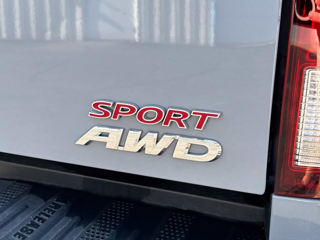 Used 2023 Honda Ridgeline Sport image 10
