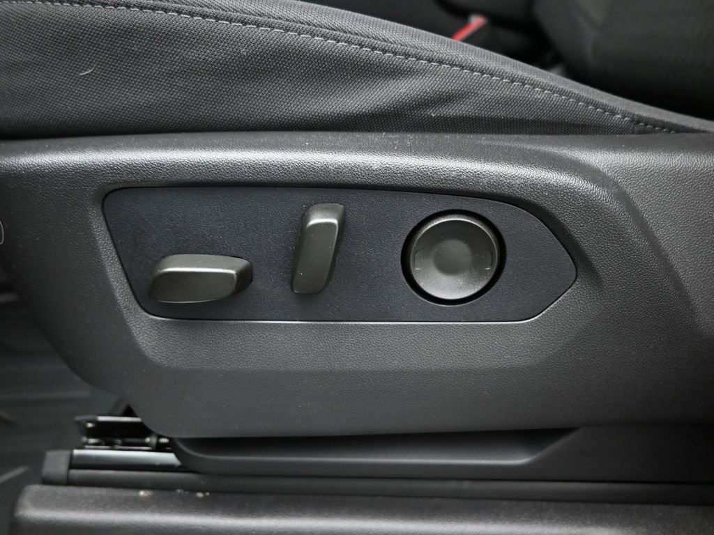 New 2026 GMC Sierra 1500 SLE AWD/4WD image 10