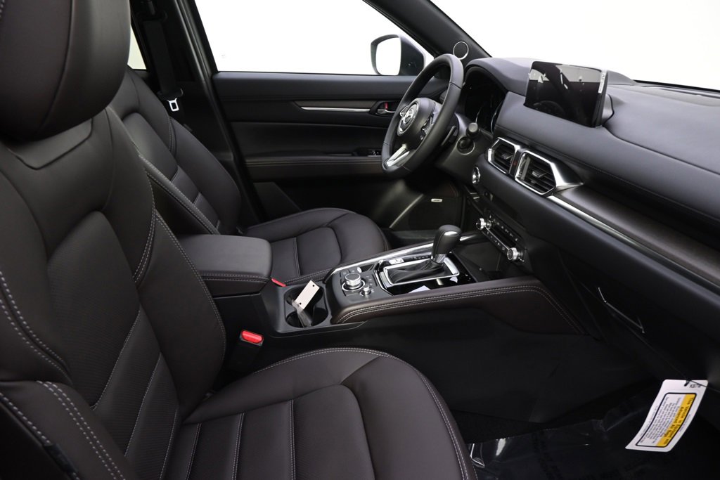 New 2025 MAZDA CX-5 Signature image 16