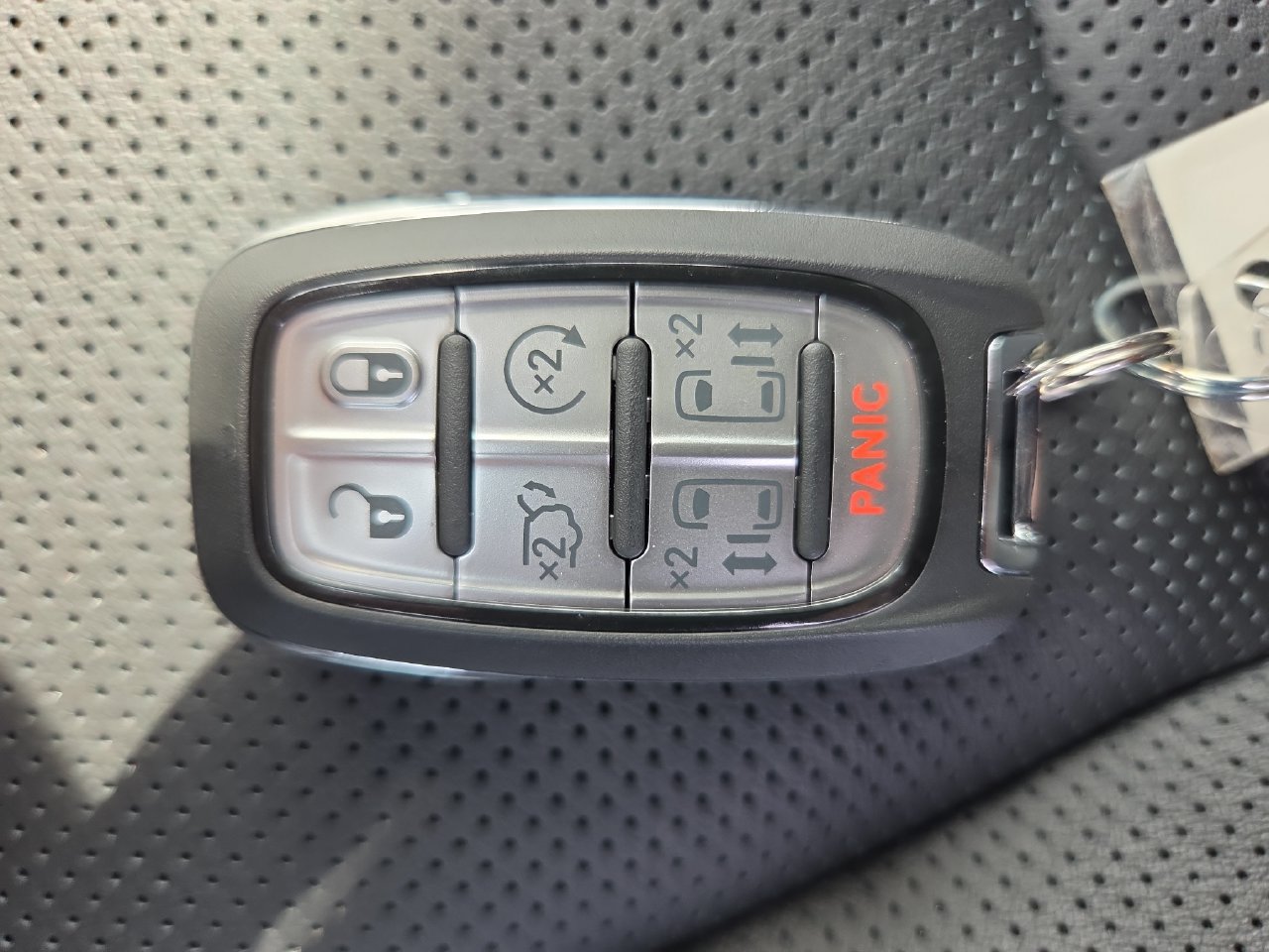 New 2027 Chrysler Pacifica Limited w/ Family Tech Group FWD image 38