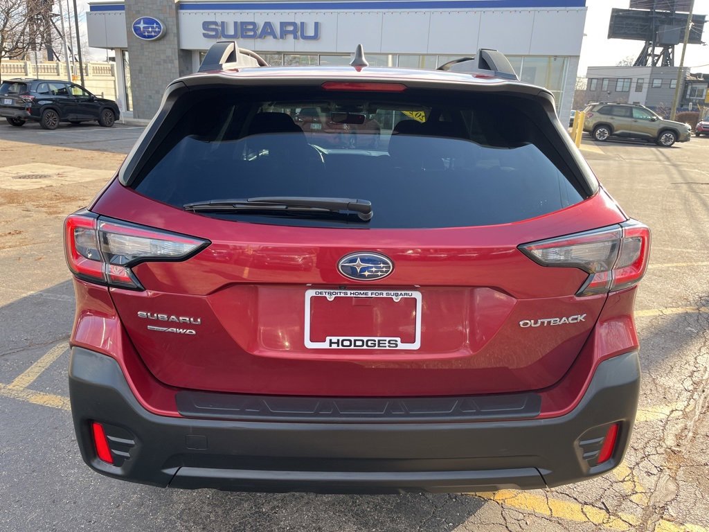 Used 2020 Subaru Outback Premium image 6