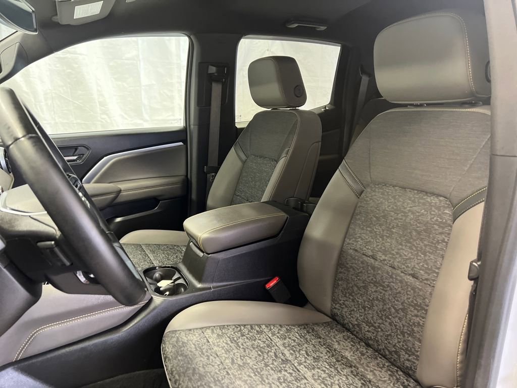 Used 2024 Chevrolet Colorado ZR2 w/ Safety Package image 21