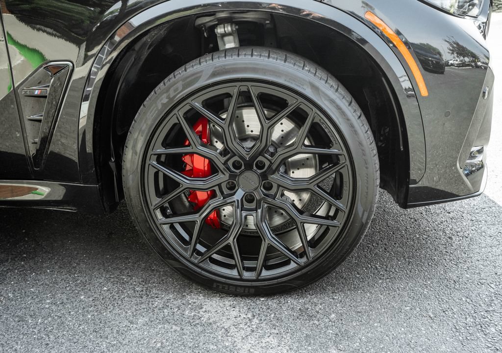 Used 2023 BMW X5 M w/ Competition Package AWD/4WD image 4