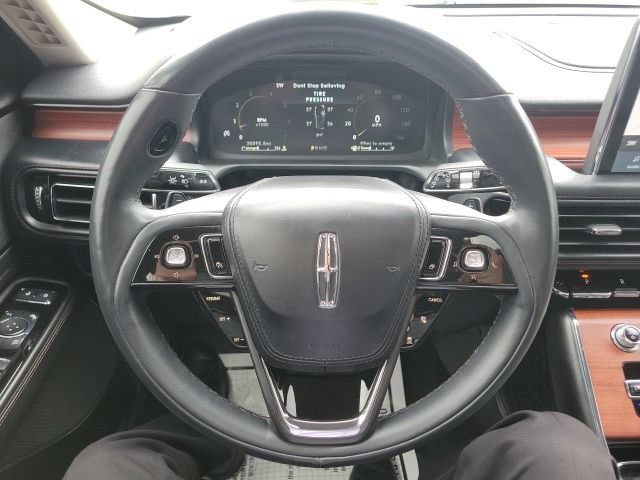 Certified 2023 Lincoln Aviator Reserve w/ Equipment Group 201A AWD/4WD image 8