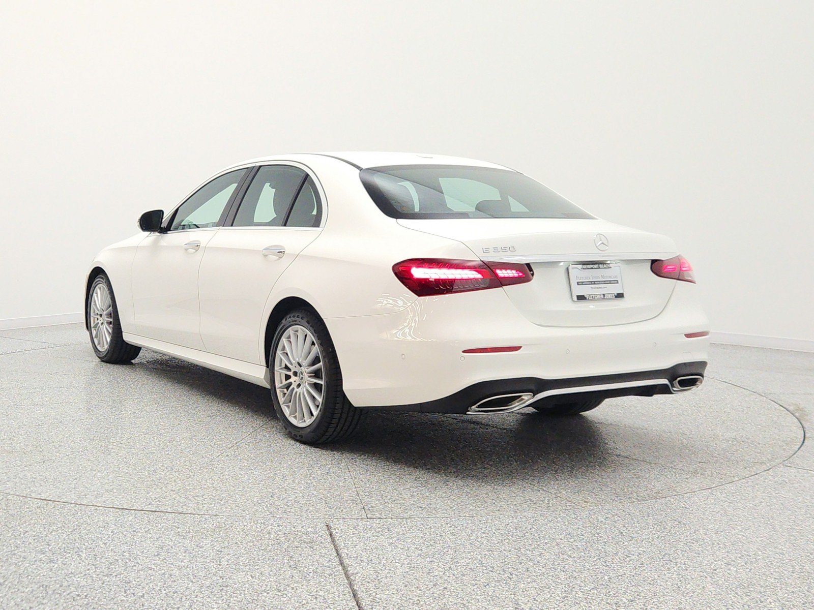 Used 2022 Mercedes-Benz E 350 Sedan image 7