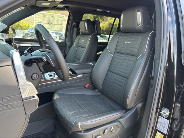 New 2026 Cadillac Escalade ESV Platinum Sport w/ LPO, ONYX Package AWD/4WD image 20