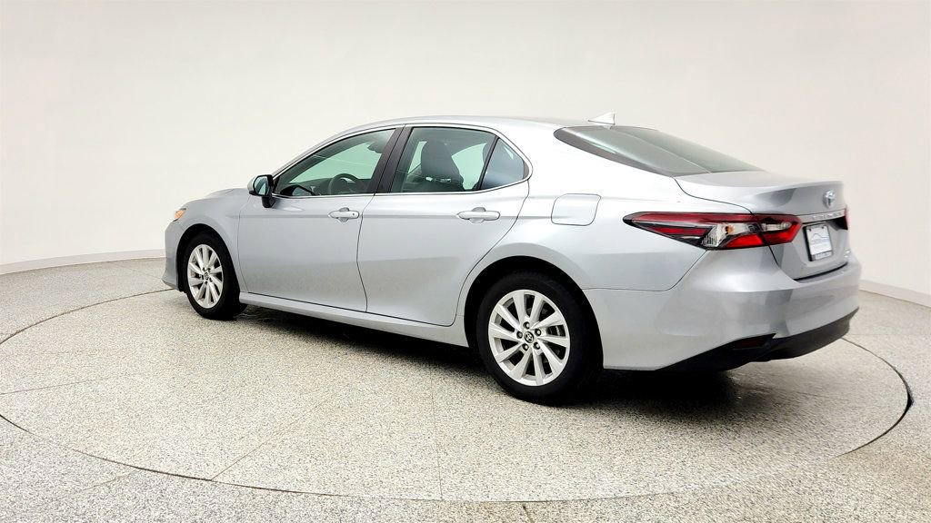 Used 2023 Toyota Camry LE AWD/4WD image 7