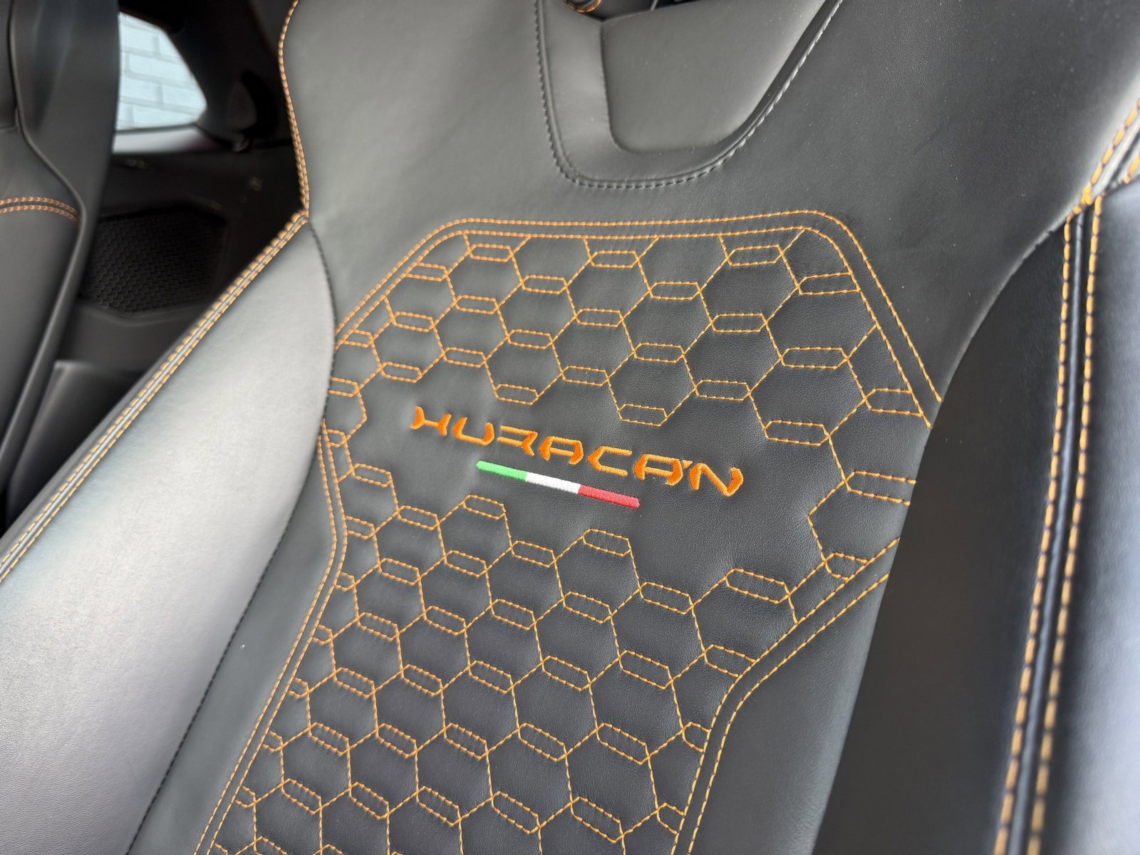 Used 2019 Lamborghini Huracan LP 580-2 image 21