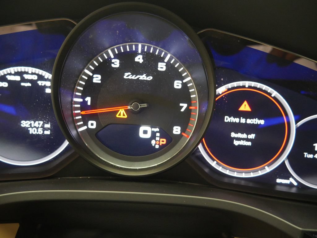 Certified 2023 Porsche Cayenne Turbo AWD/4WD image 38