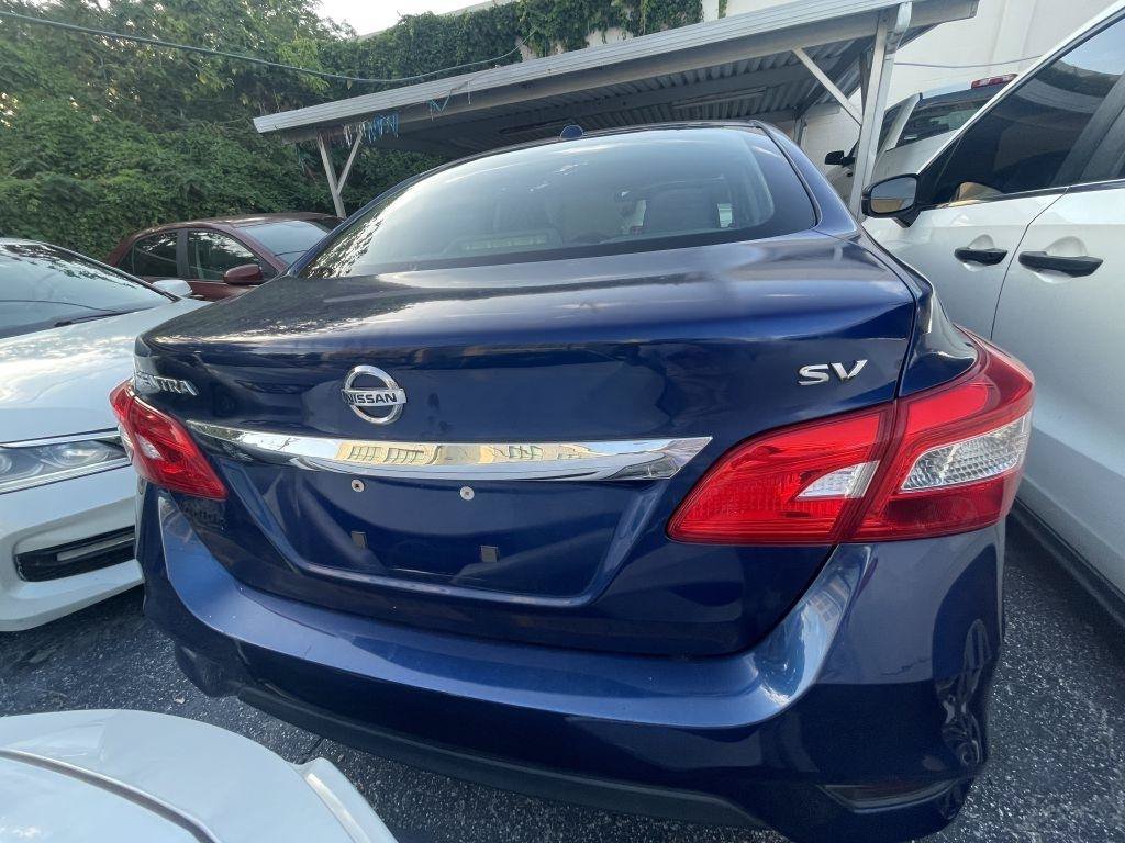 Used 2018 Nissan Sentra SV w/ Premium Package (P01) FWD image 12