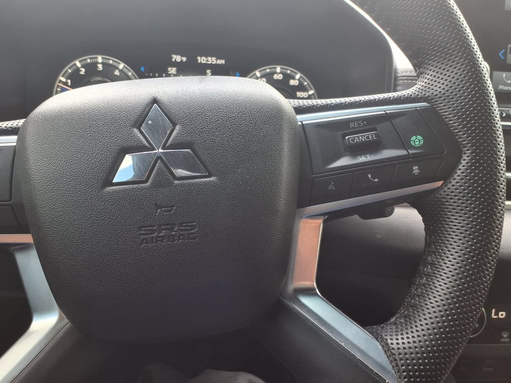 Used 2023 Mitsubishi Outlander Ralliart AWD/4WD image 24