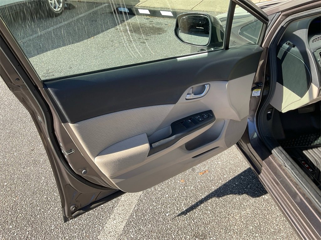 Used 2013 Honda Civic LX image 27