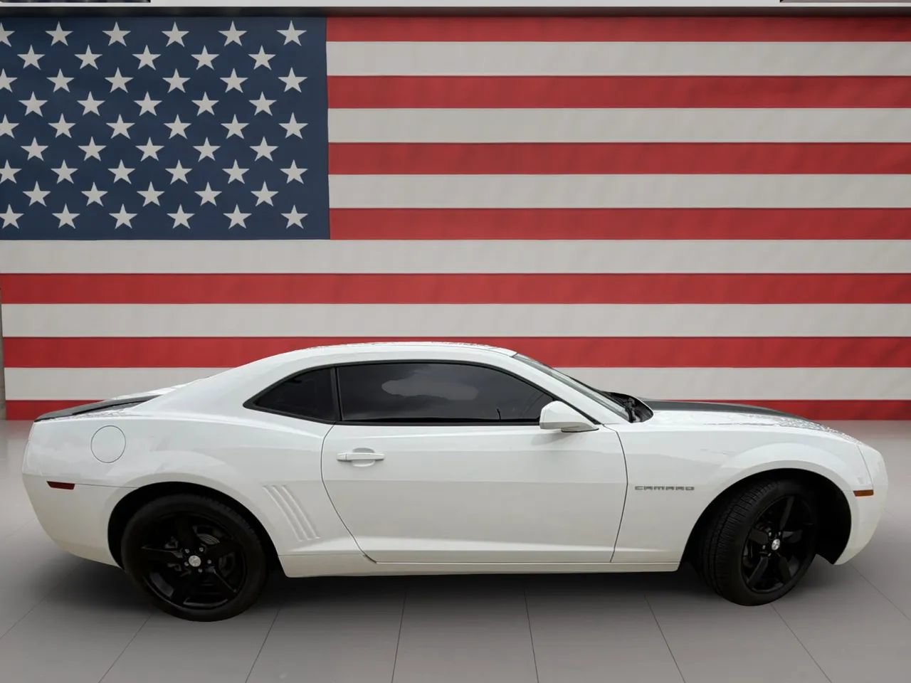 Used 2010 Chevrolet Camaro LT w/ Black Stripe Package RWD image 8