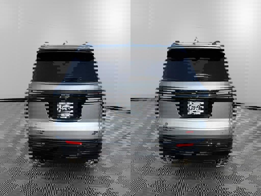 New 2026 Chevrolet Traverse RS image 6