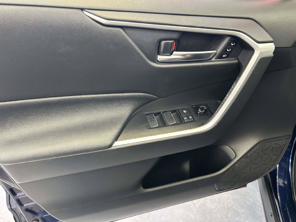 Certified 2021 Toyota RAV4 XLE Premium FWD image 16