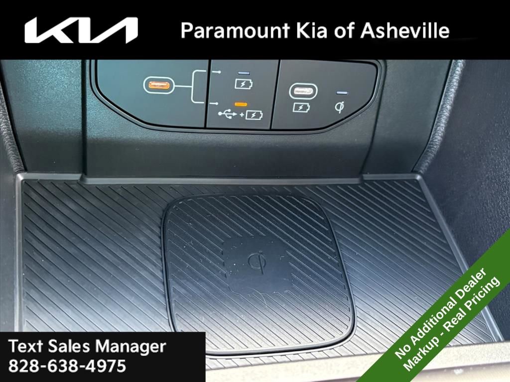 New 2026 Kia Sportage EX w/ EX Panorama Roof Package image 16