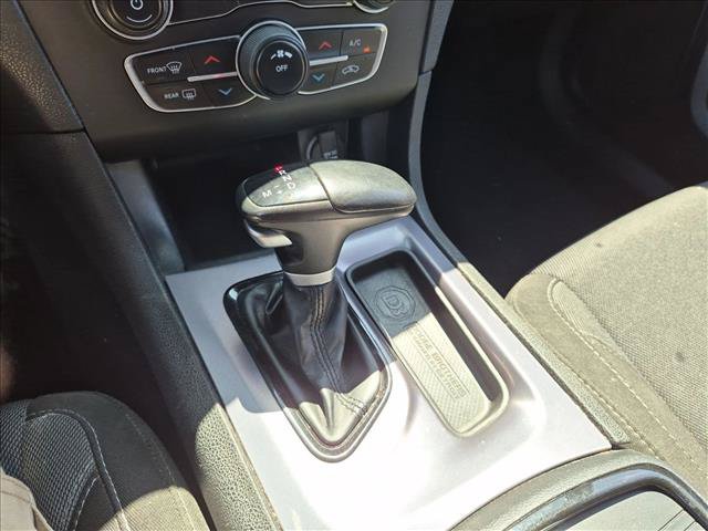 Used 2020 Dodge Charger SXT w/ Blacktop Package RWD image 10