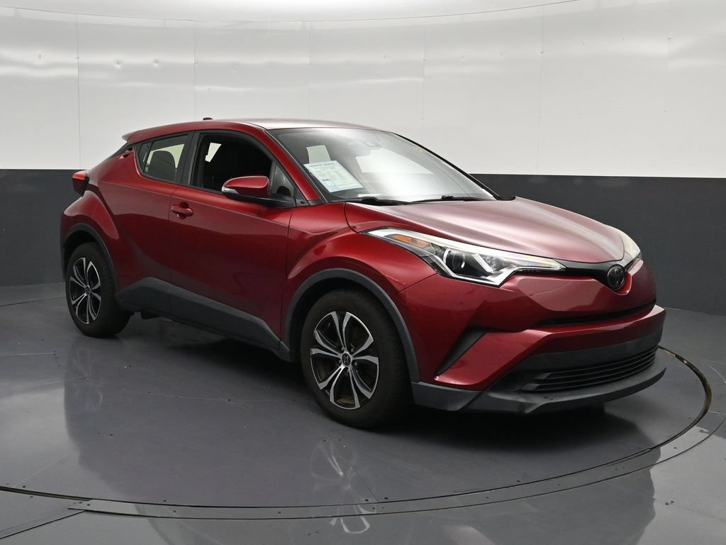 Used 2019 Toyota C-HR LE FWD image 5
