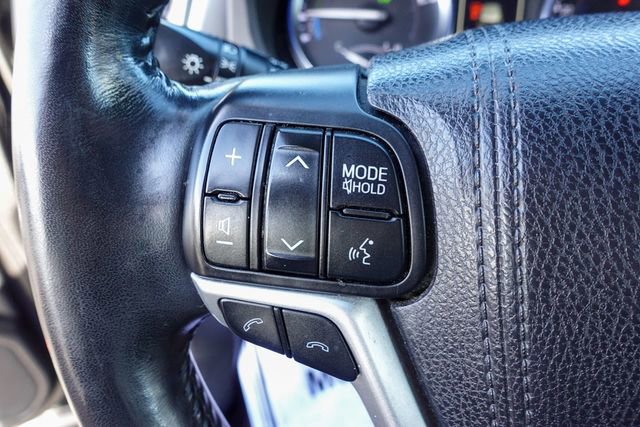 Used 2018 Toyota Highlander Limited Platinum image 14