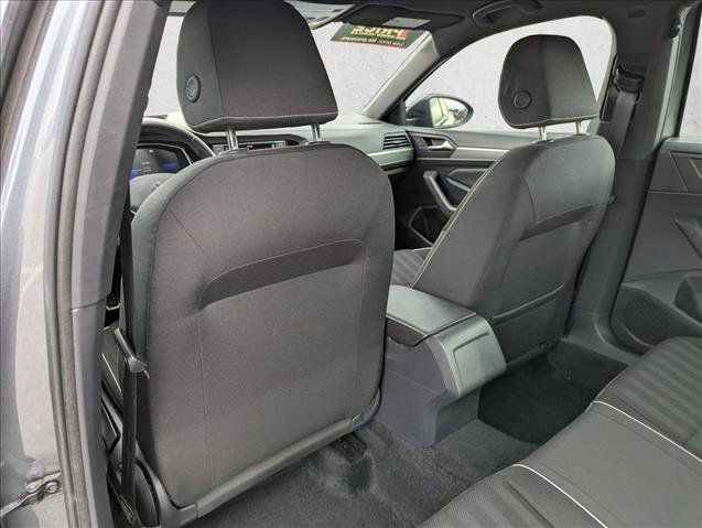 Used 2024 Volkswagen Jetta Sport image 23