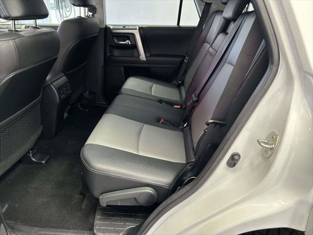 Certified 2024 Toyota 4Runner SR5 Premium w/ Moonroof Package AWD/4WD image 15