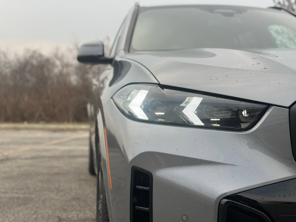 New 2026 BMW X5 xDrive50e w/ M Sport Package AWD/4WD image 9