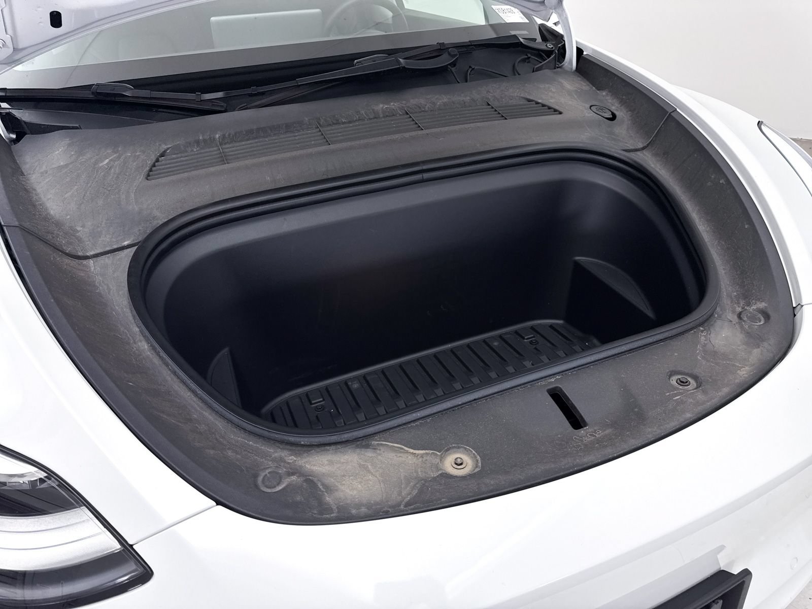 Used 2022 Tesla Model Y Long Range AWD/4WD image 9