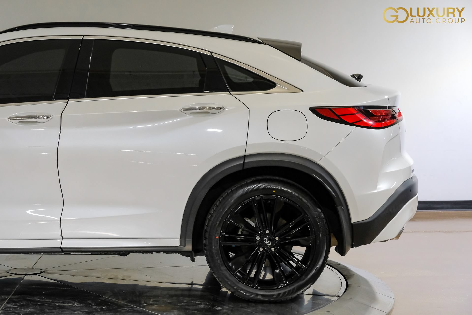 Used 2023 INFINITI QX55 Sensory w/ Lighting Package AWD/4WD image 15