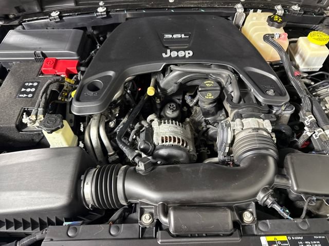 Used 2020 Jeep Gladiator Sport w/ Quick Order Package 24S image 33