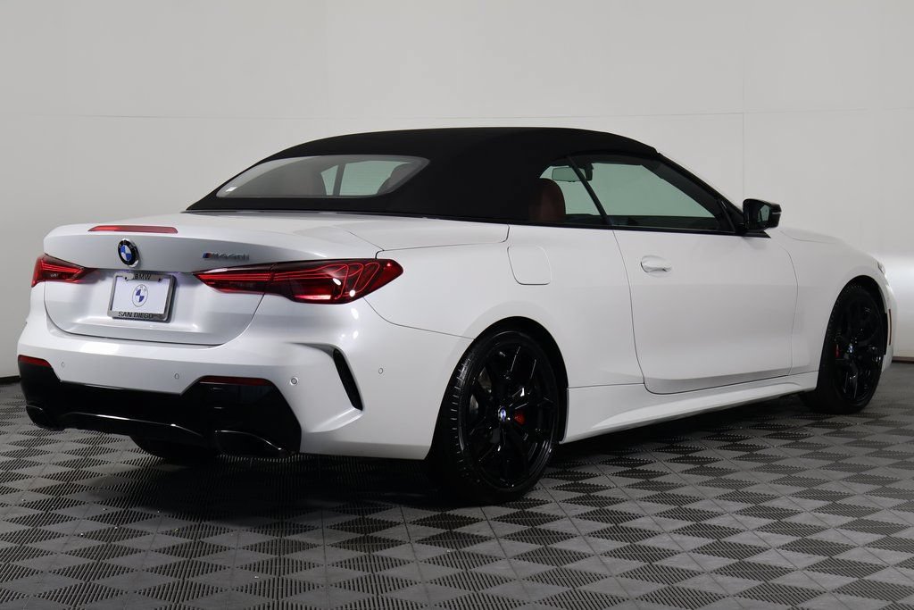 New 2026 BMW M440i Convertible w/ Premium Package RWD image 2