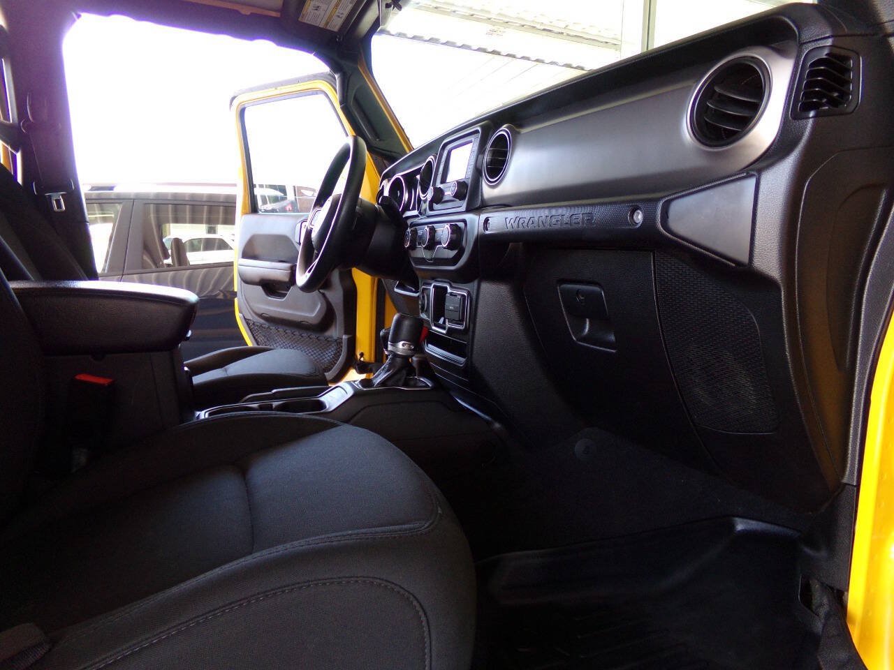 Used 2021 Jeep Wrangler Unlimited Sport AWD/4WD image 23